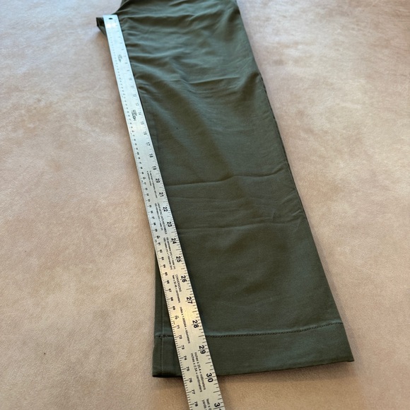 J. Crew Factory Slim-fit TruTemp365® chino pant • size 32x30 • NWT • BZ109 - Picture 13 of 16